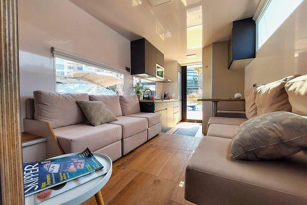 Casas flotantes en venta en España - Galicia - Baleares - Valencia