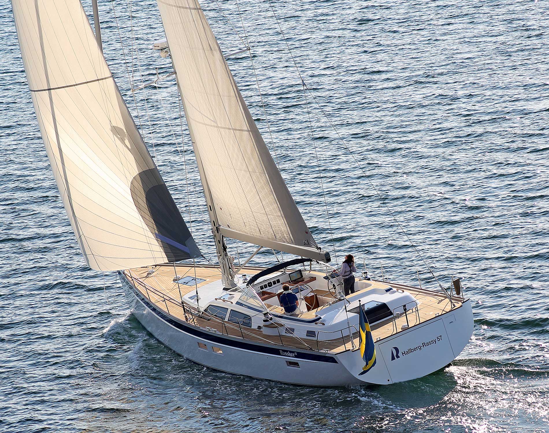 180729105356-HR57sailing9552MRassy