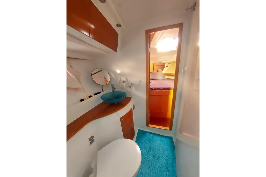 2008-beneteau-antares-12-power-9933905-20251003032336462-3