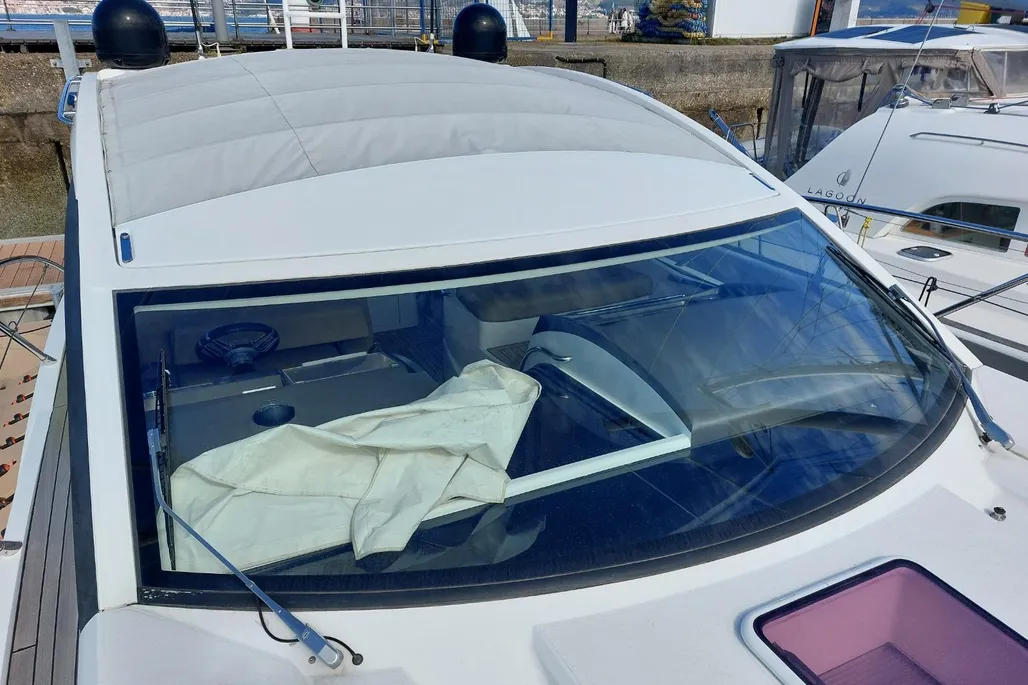 2013-sunseeker-porfofino-40-power-9698894-20250311054538463-1_XLARGE