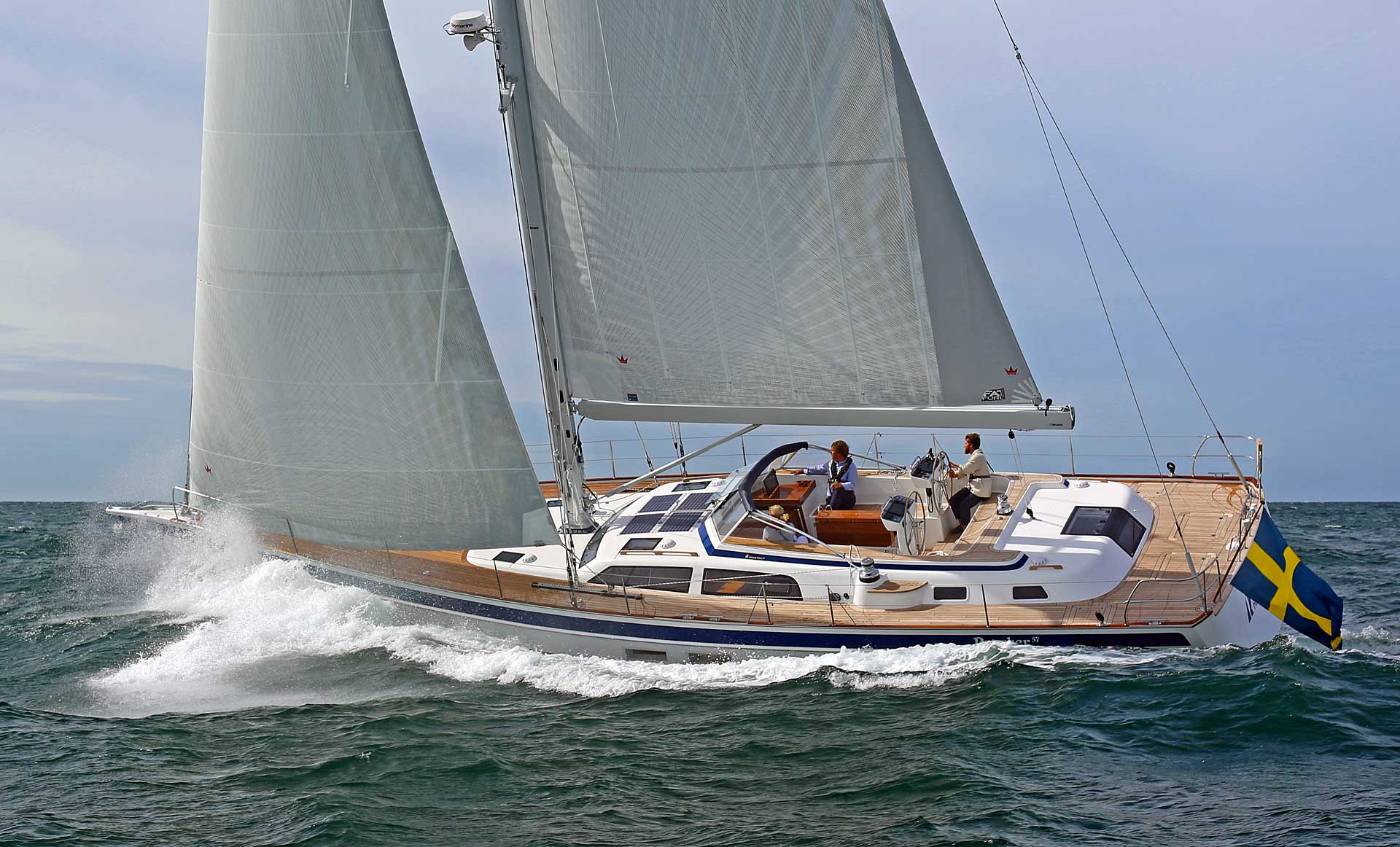 210316082112-HR57sailing8379MRassy