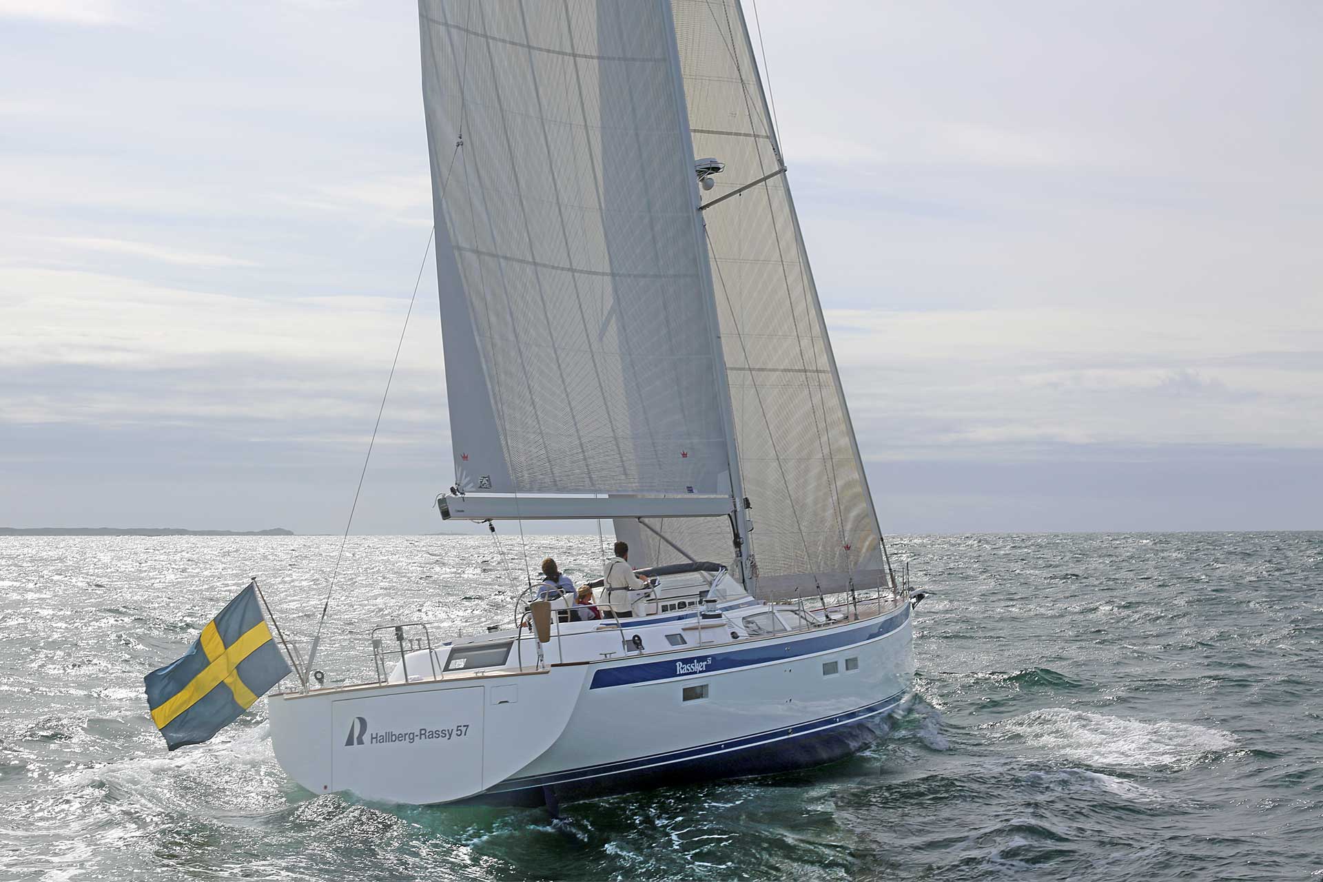 210316091455-HR57sailing8323MRassy