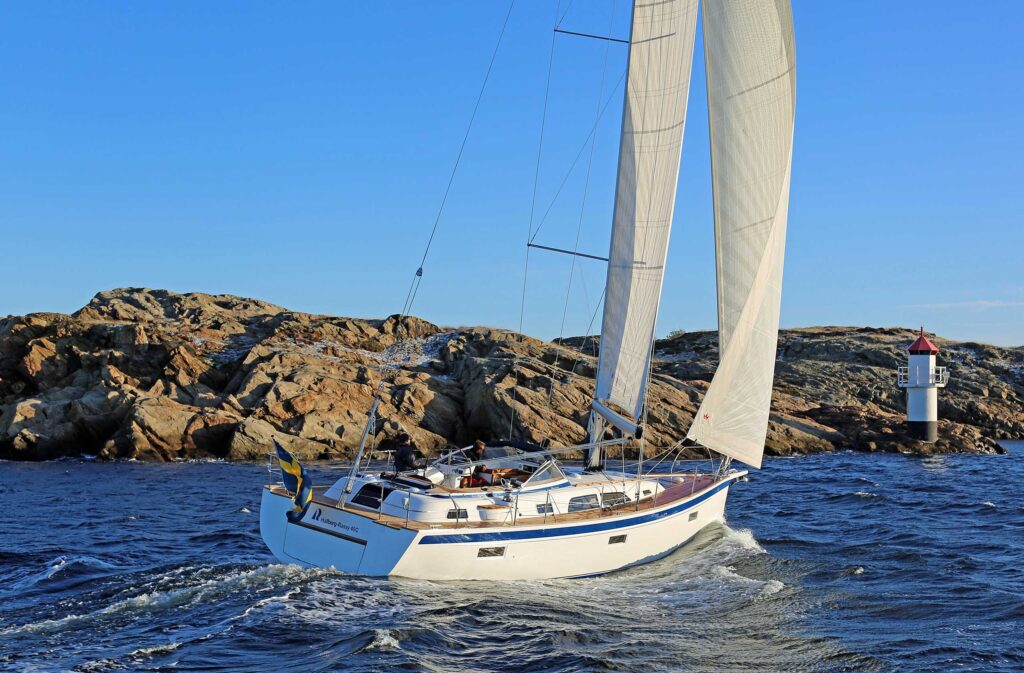 Venta de veleros en puertos deportivos de España