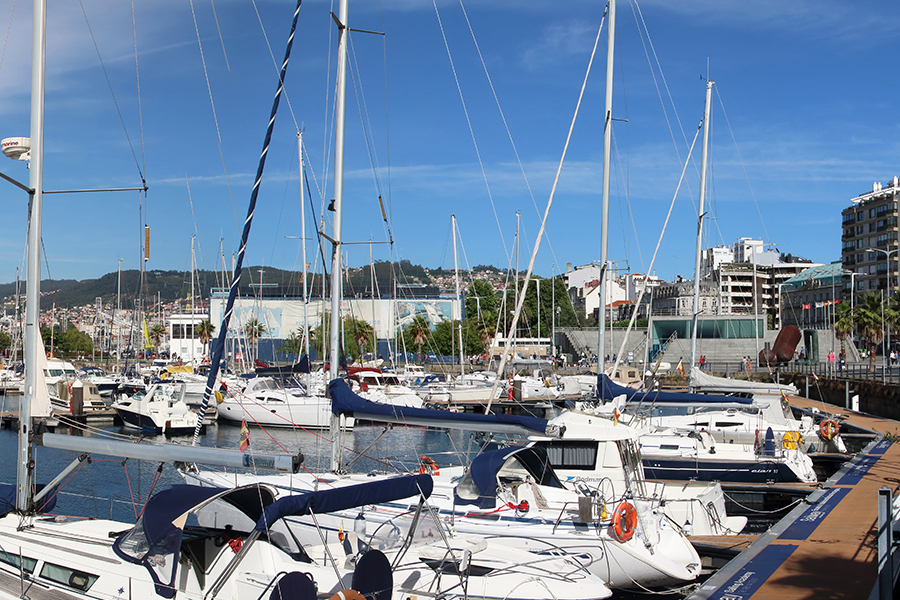 Puerto de Vigo para compra de embarcaciones